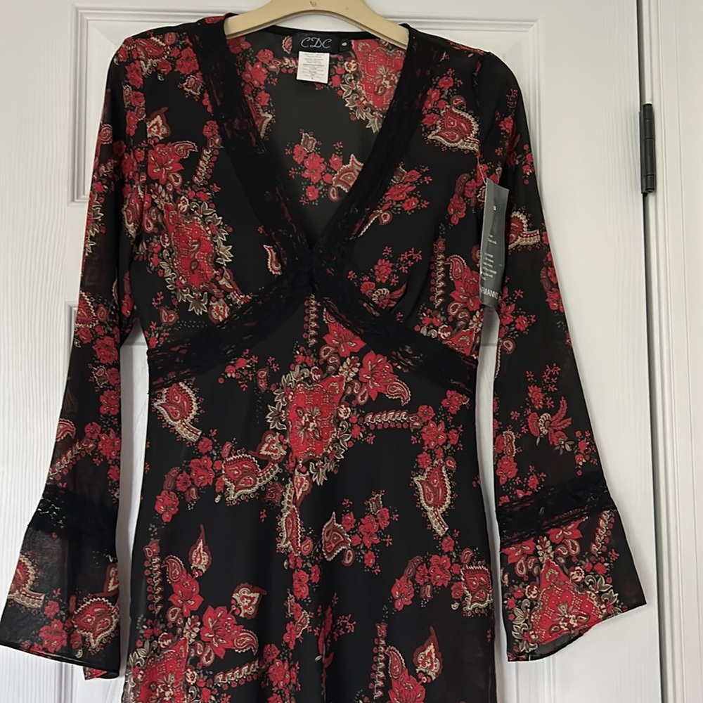 ❣️CDC Rampage LA Floral Flowy Lacy 2-Piece Top❣️